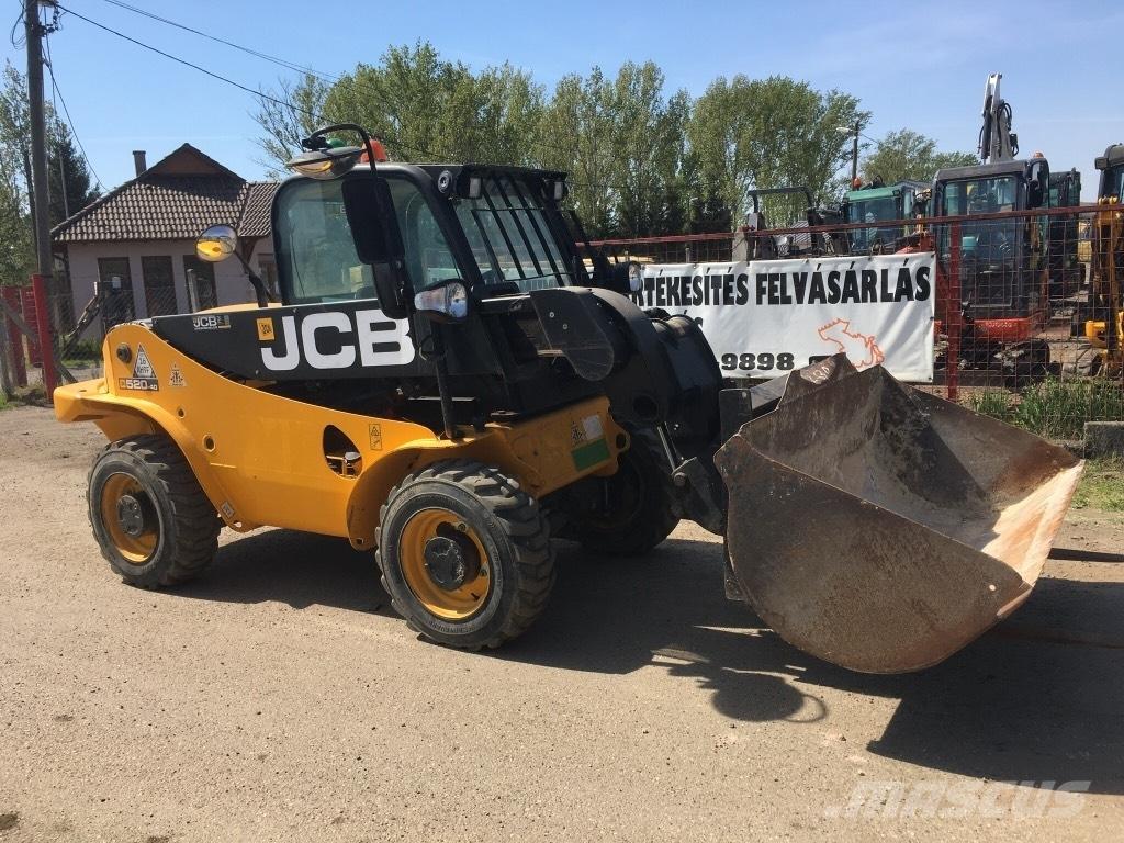 JCB 520-40 مناولات متداخلة