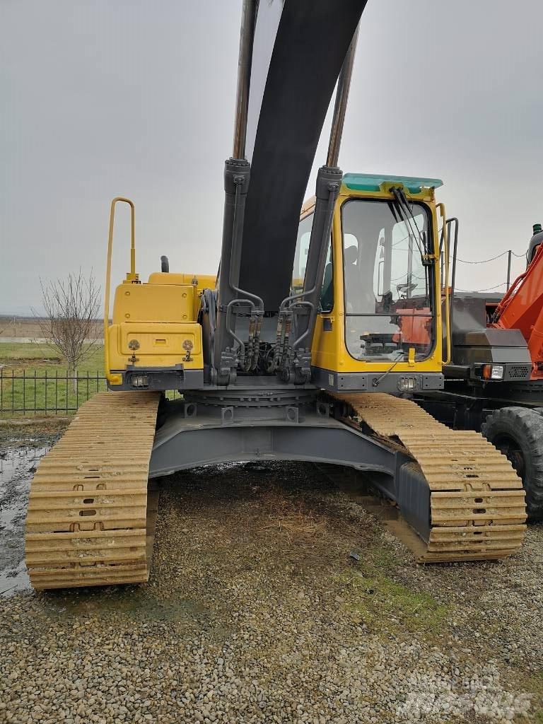 Volvo EC 290 B LC حفارات زحافة