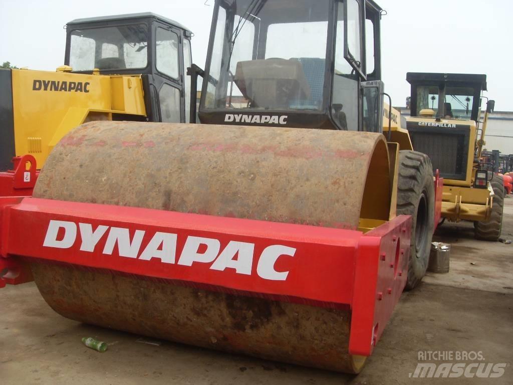 Dynapac CA 251 D مداحل أحادية الأسطوانة