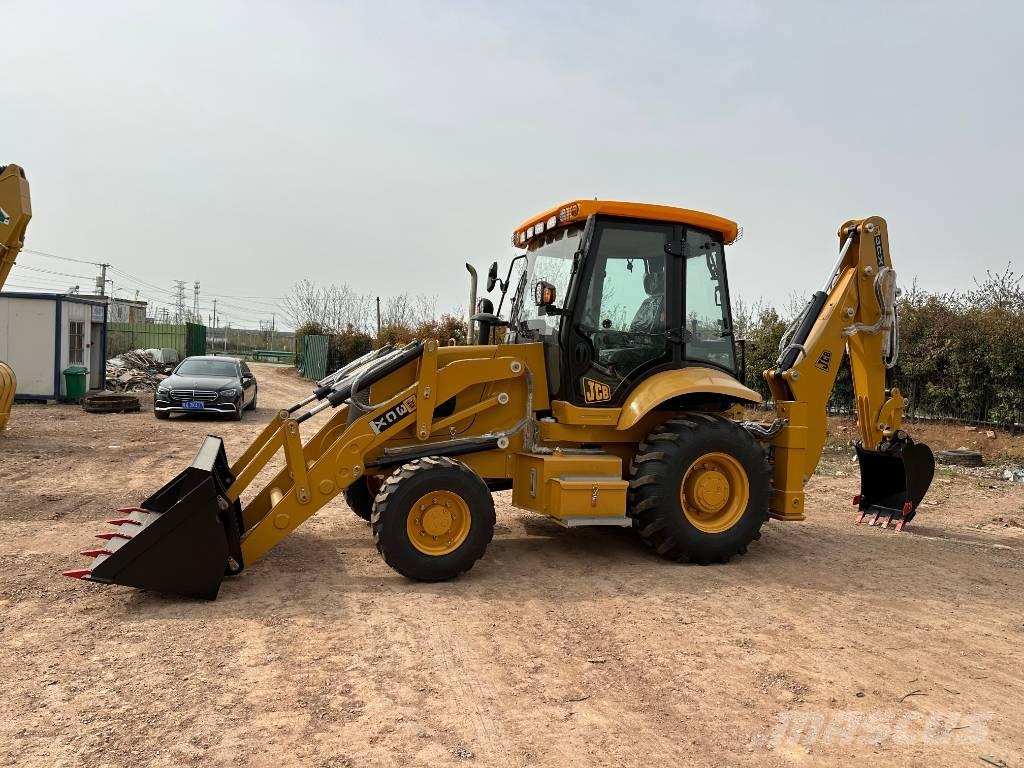 JCB 3CX لوادر ذات جرافات عكسية