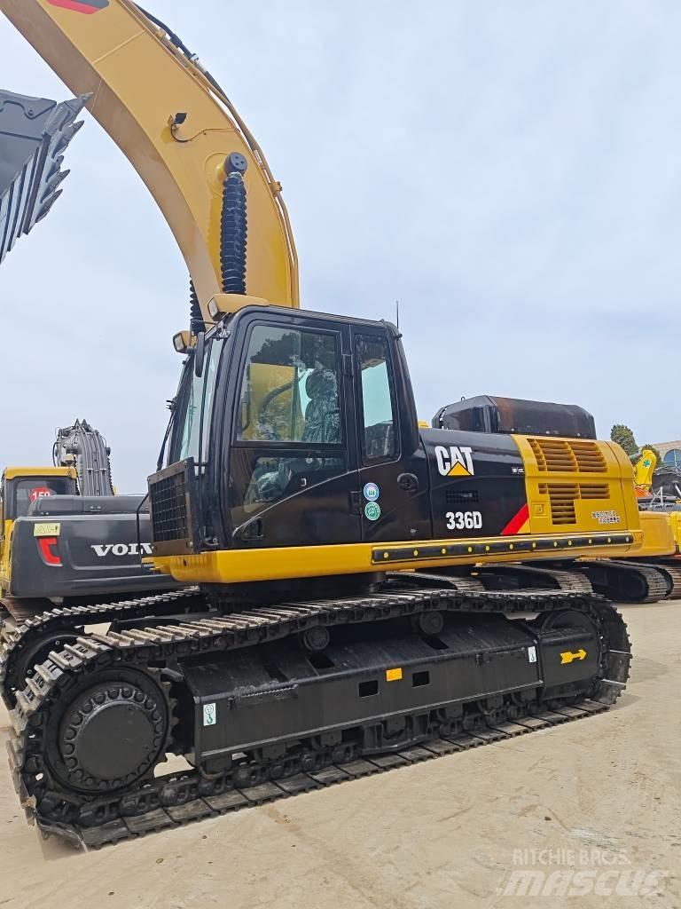 CAT 336 D حفارات زحافة