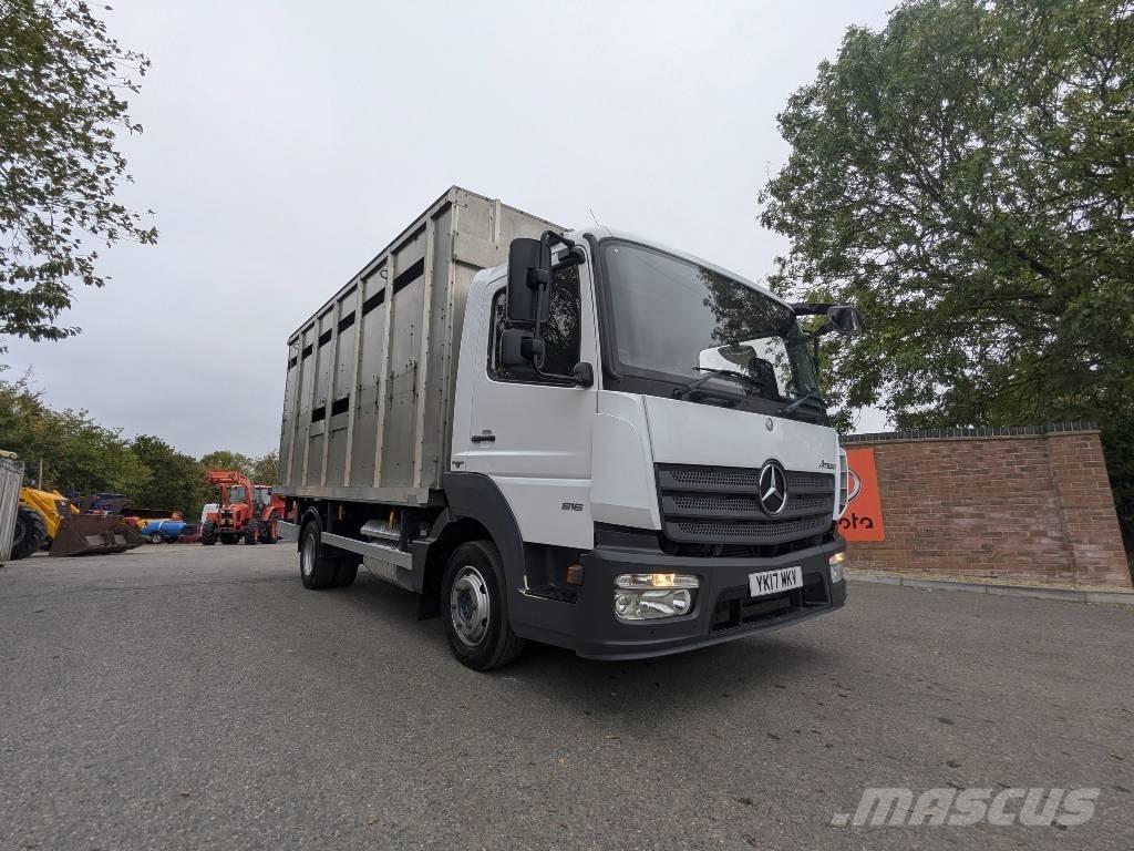 Mercedes-Benz 816 شاحنات ذات هيكل صندوقي