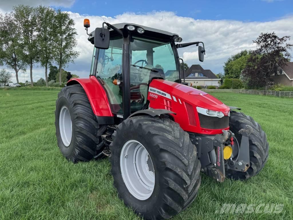 Massey Ferguson 5609 الجرارات
