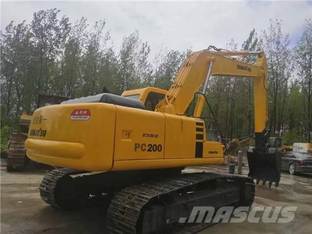 Komatsu pc200-6 حفارات زحافة