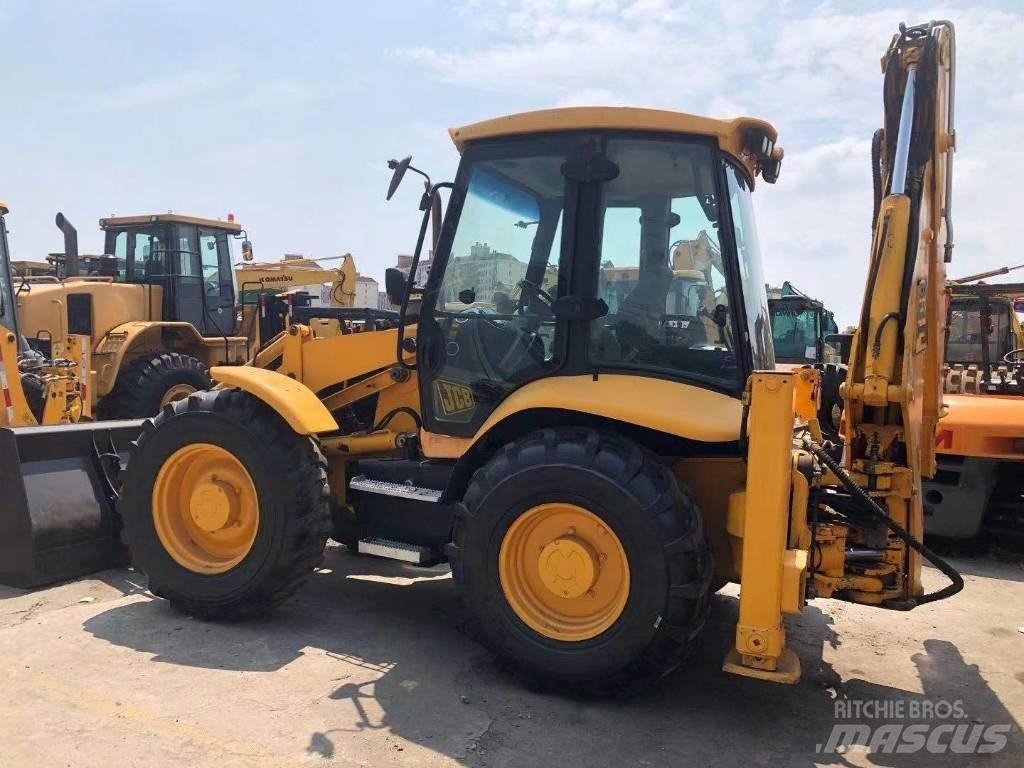 JCB 4 CX لوادر ذات جرافات عكسية