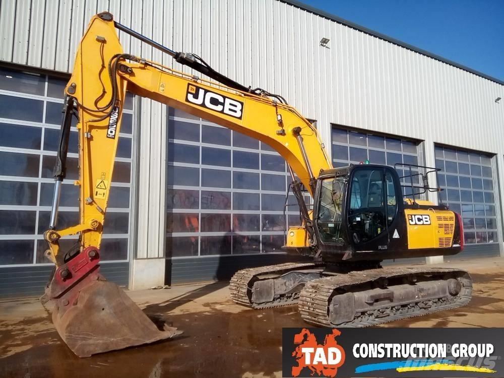 JCB JS 220 LC حفارات زحافة