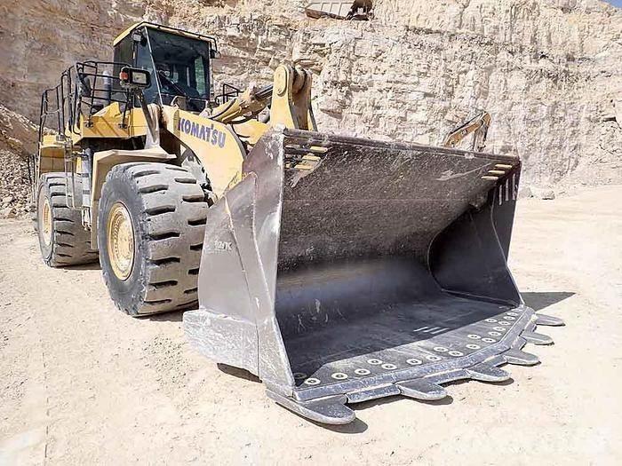 Komatsu WA600-8EO لوادر بعجل