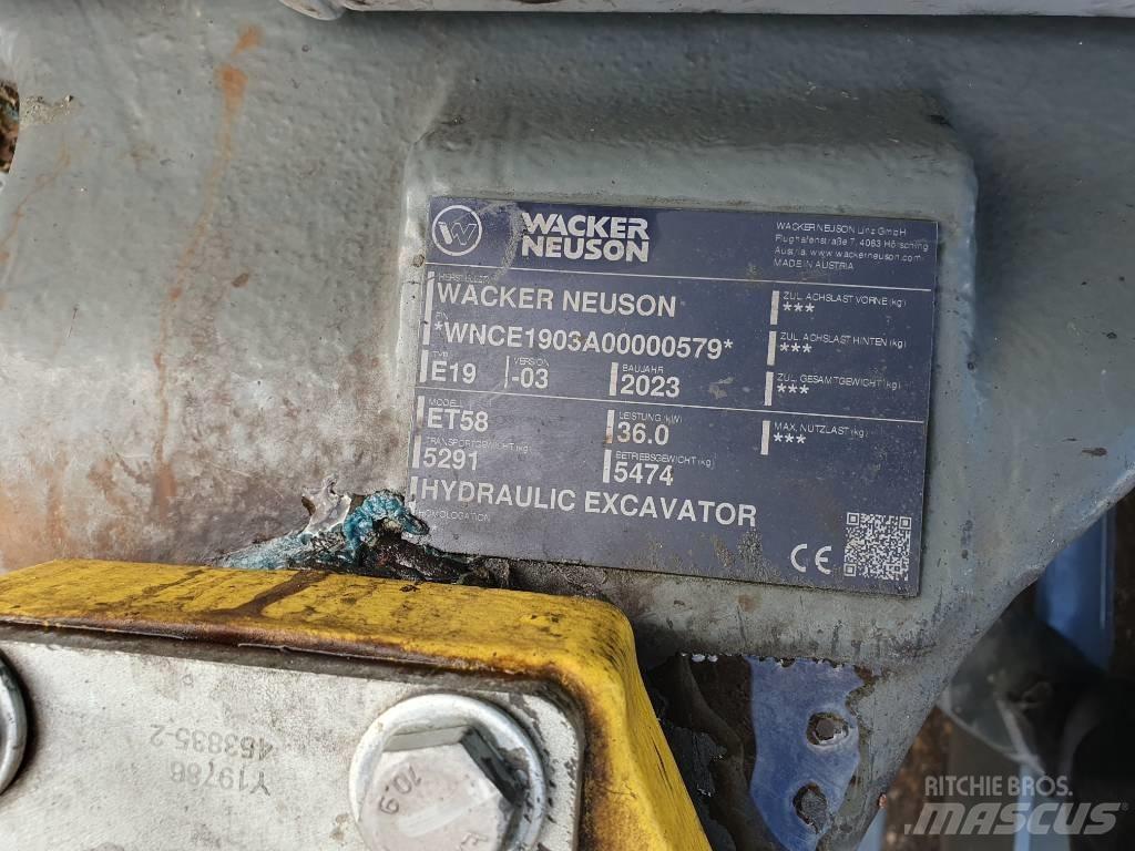 Wacker Neuson ET58 حفارات زحافة