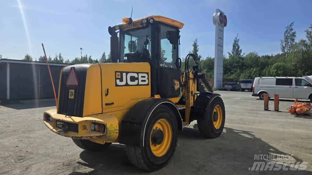 JCB 411 لوادر بعجل