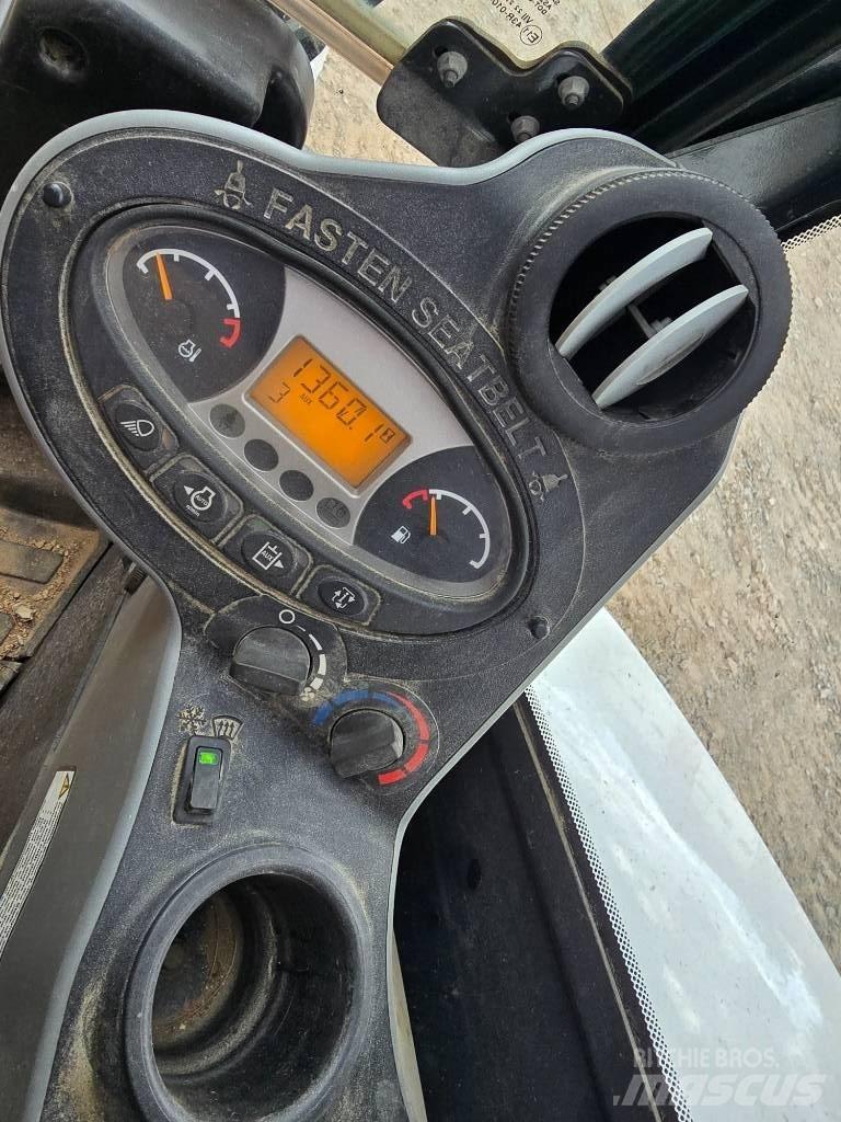 Bobcat E35 حفارات صغيرة أقل من 7 طن (حفارات صغيرة)