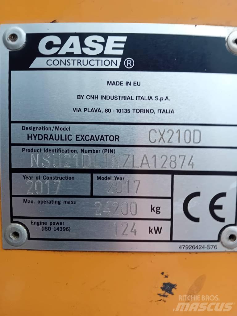 CASE CX 210 D حفارات زحافة