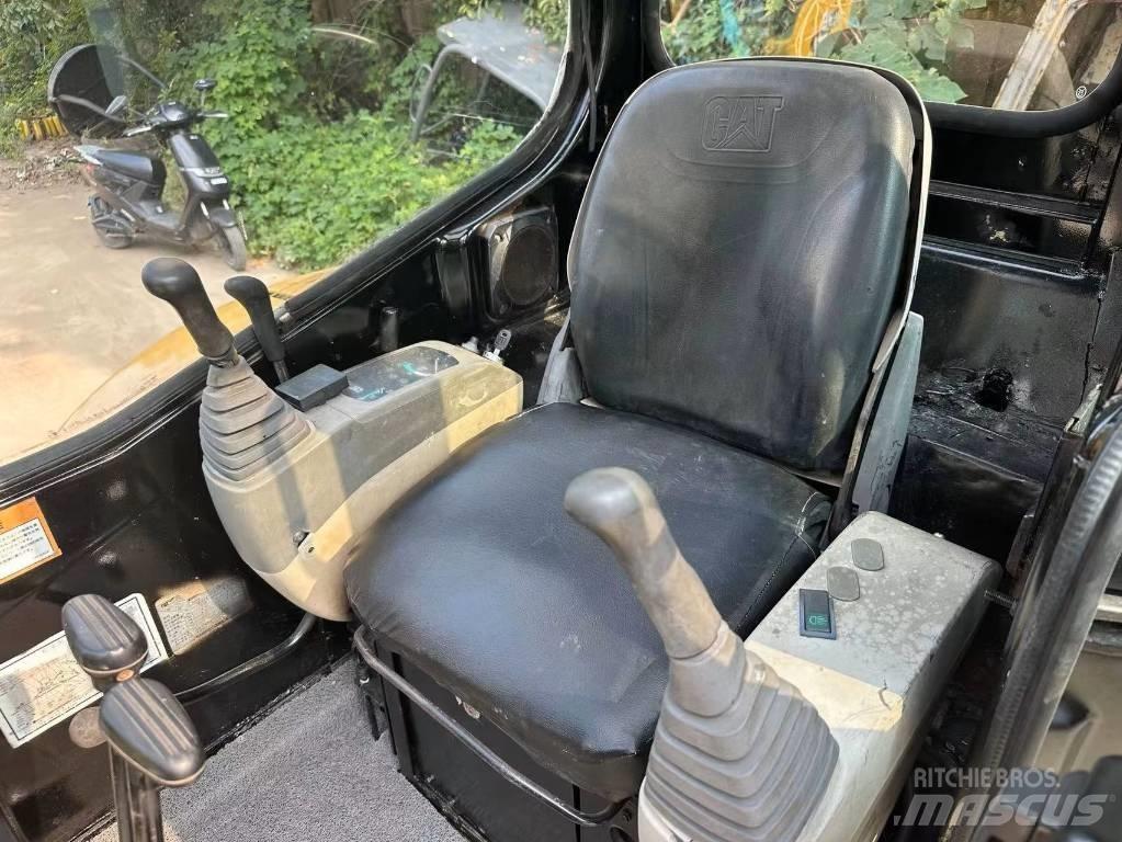 CAT 303 CR حفارات صغيرة أقل من 7 طن (حفارات صغيرة)