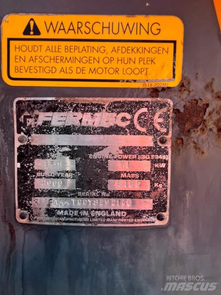 Fermec 860 لوادر ذات جرافات عكسية
