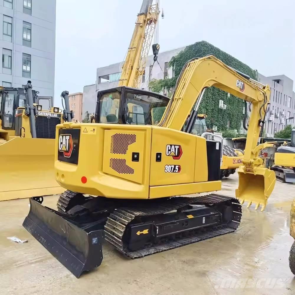CAT 307,5 حفارات زحافة