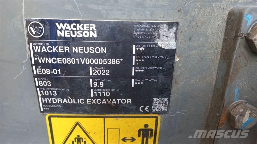 Wacker Neuson 803 حفارات زحافة