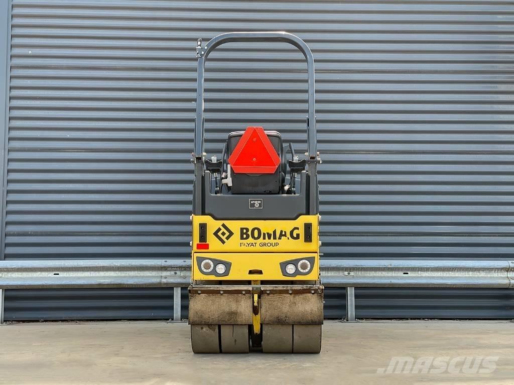 Bomag BW 100 AC-5 مداحل مزدوجة