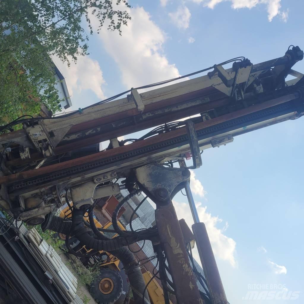 Atlas Copco CM 780 D معدات الثقب السطحي