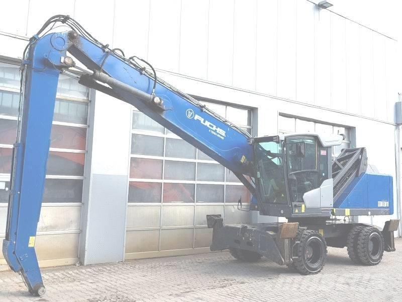 Fuchs MHL 331 F مناولات المخلفات / مناولات صناعية