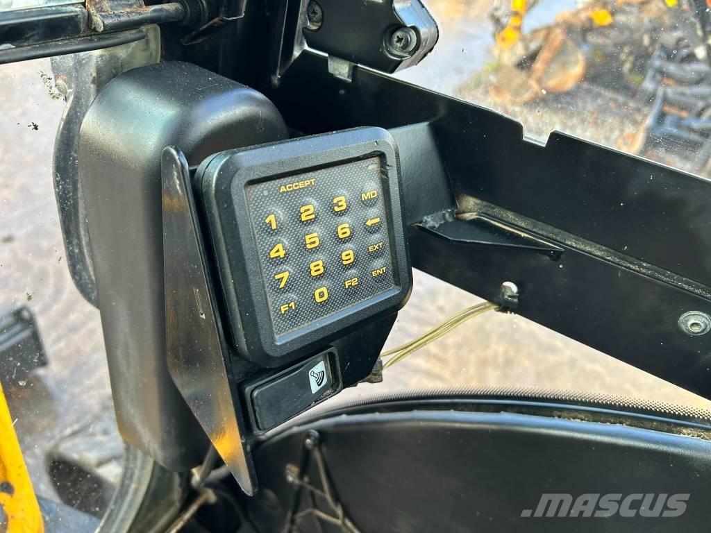 JCB 8026 CTS حفارات صغيرة أقل من 7 طن (حفارات صغيرة)