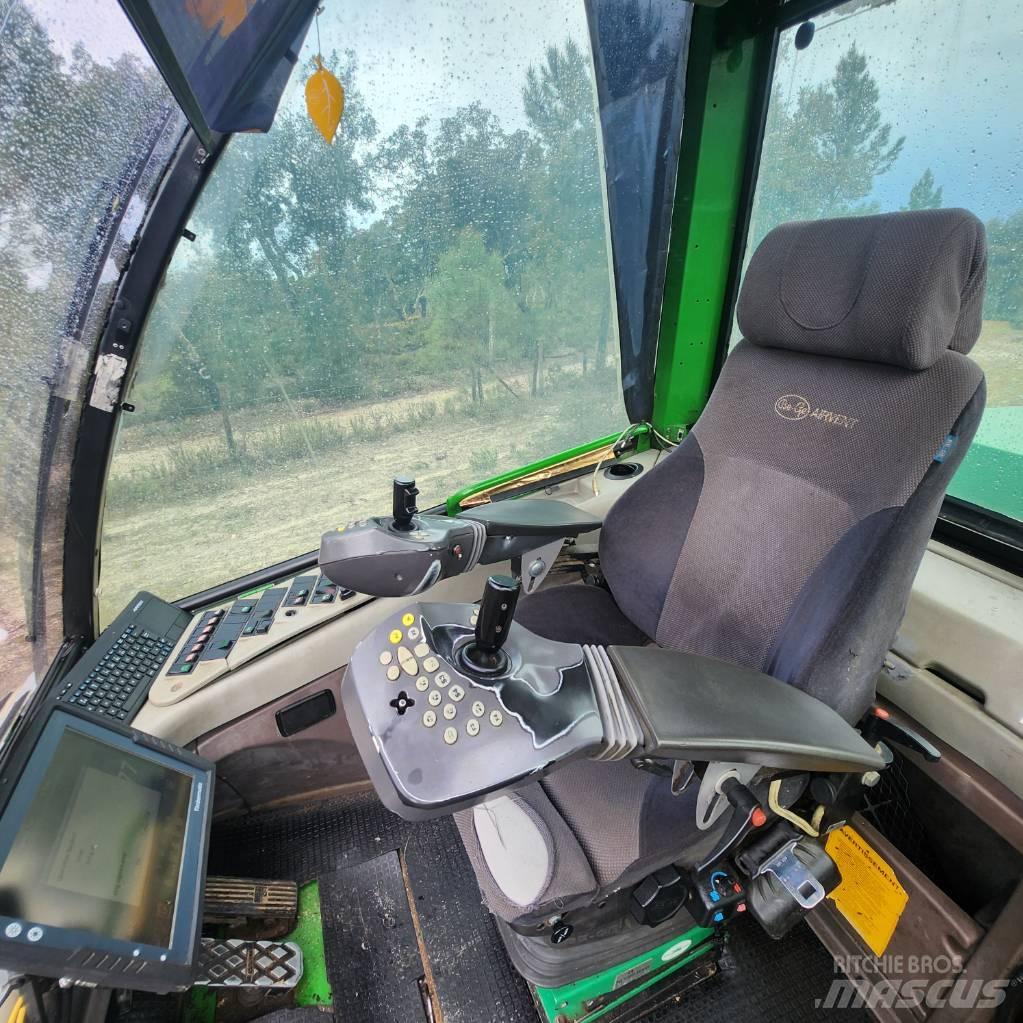 John Deere 1270 D حصادات
