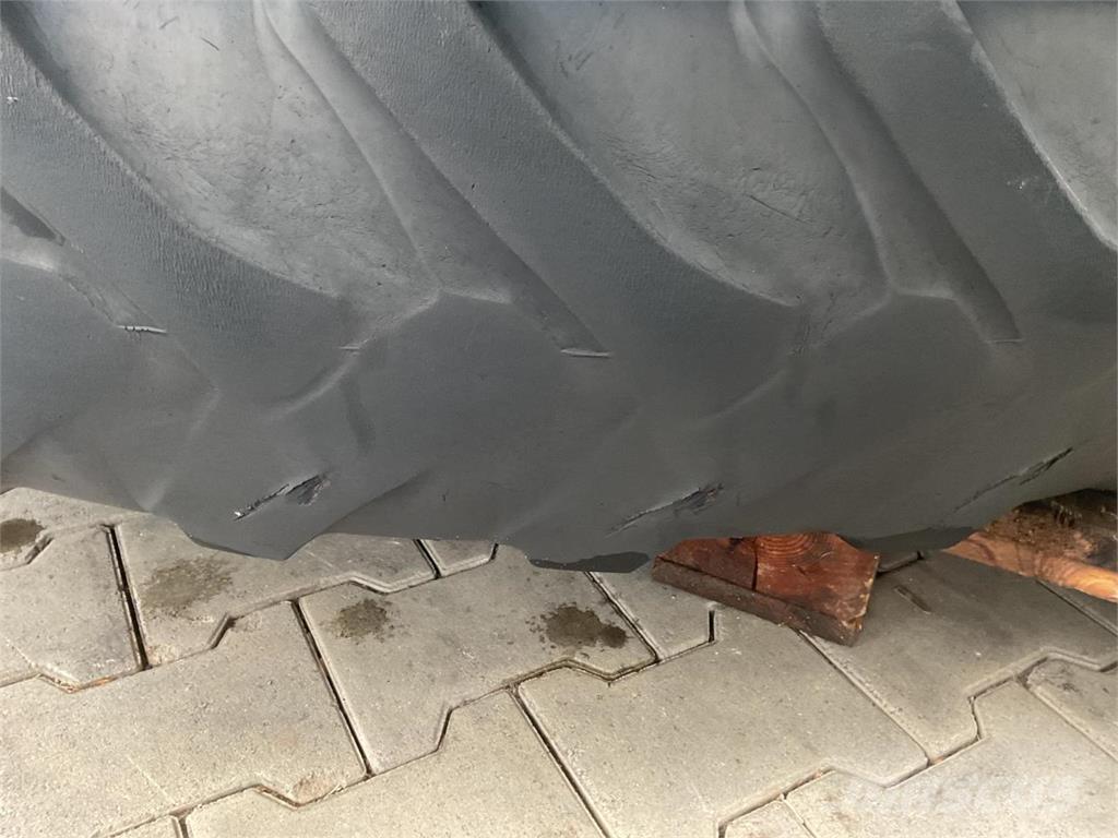 Alliance 12.4R52 الإطارات والعجلات والحافات