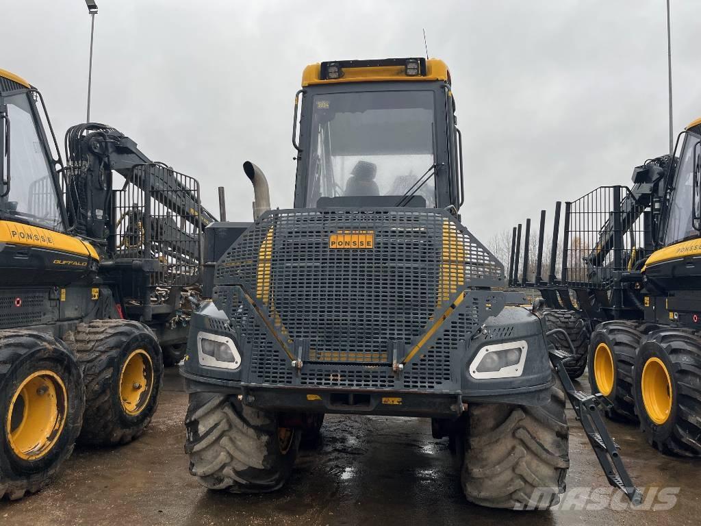 Ponsse Fox حصادات