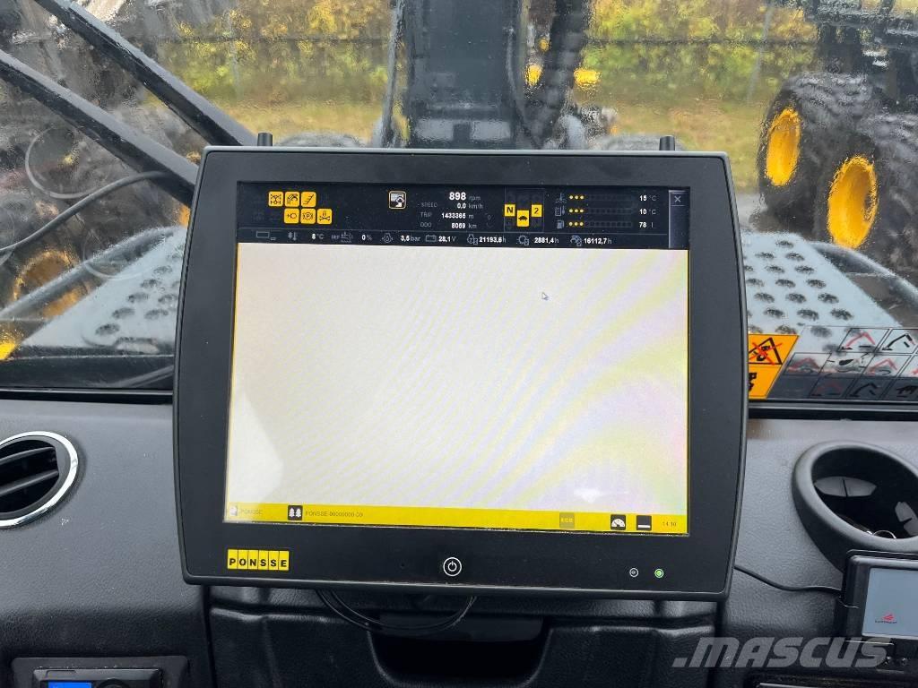 Ponsse Fox حصادات