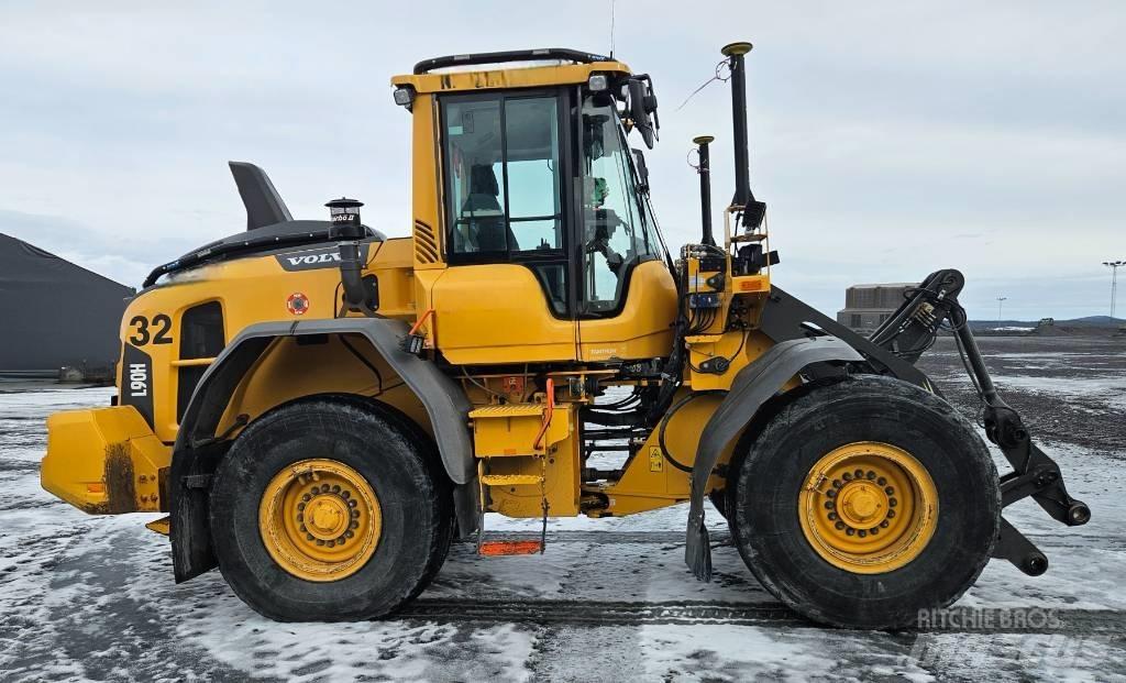 Volvo L 90 H لوادر بعجل