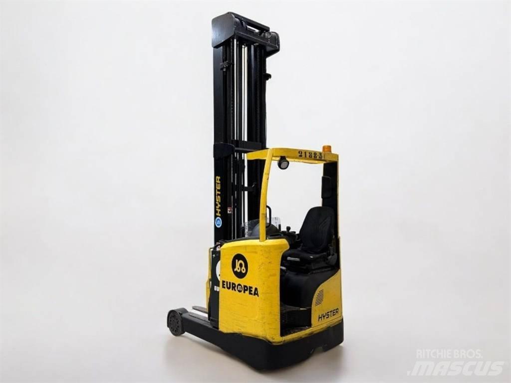 Hyster R1 6 شاحنة مناولة
