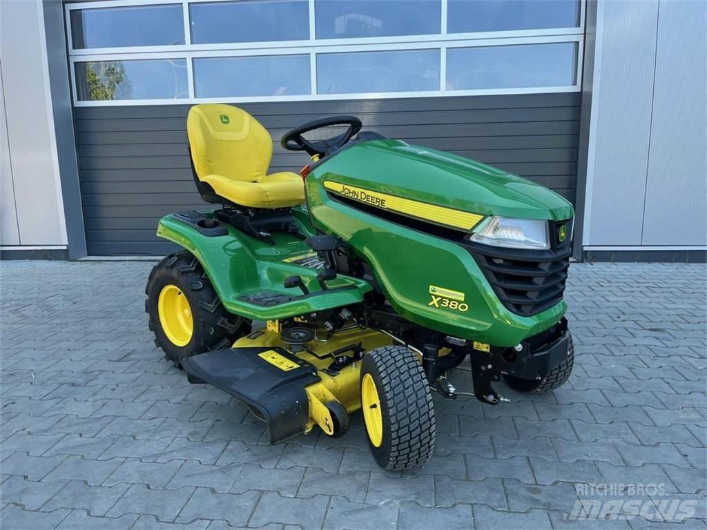 John Deere X380 محشات الخضر