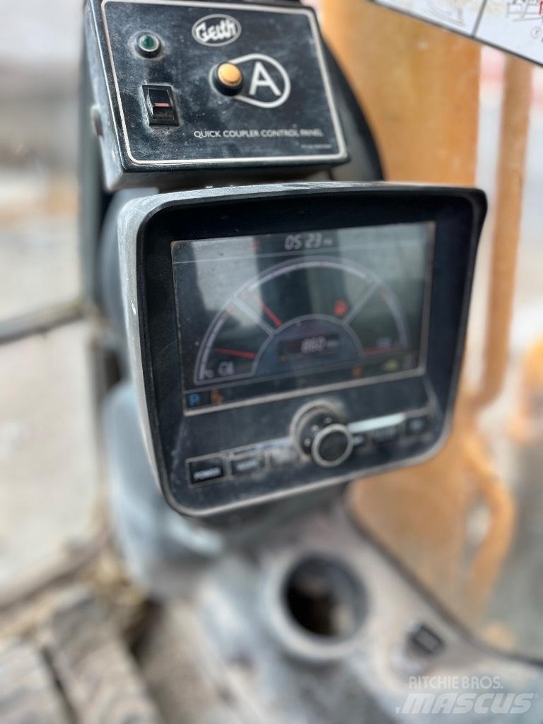 Hyundai Robex 210–9 حفارات زحافة