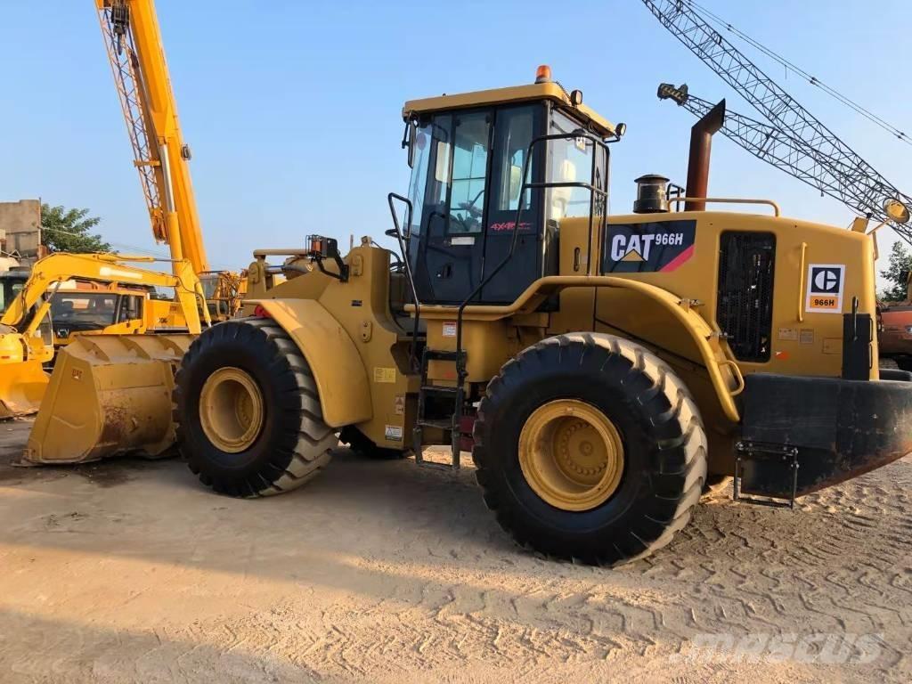 CAT 966H لوادر بعجل