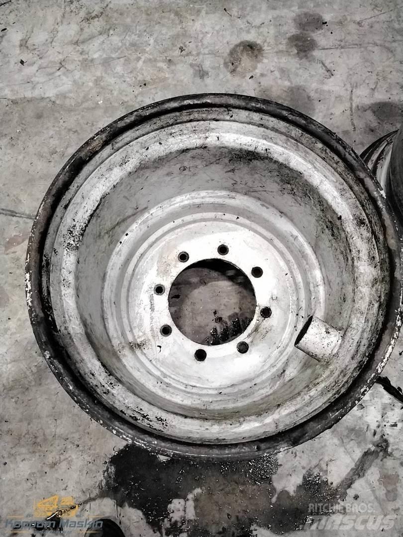 Gremo 950 20x22,5 الإطارات والعجلات والحافات
