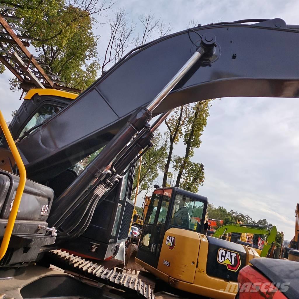 Volvo EC 210 D حفارات زحافة
