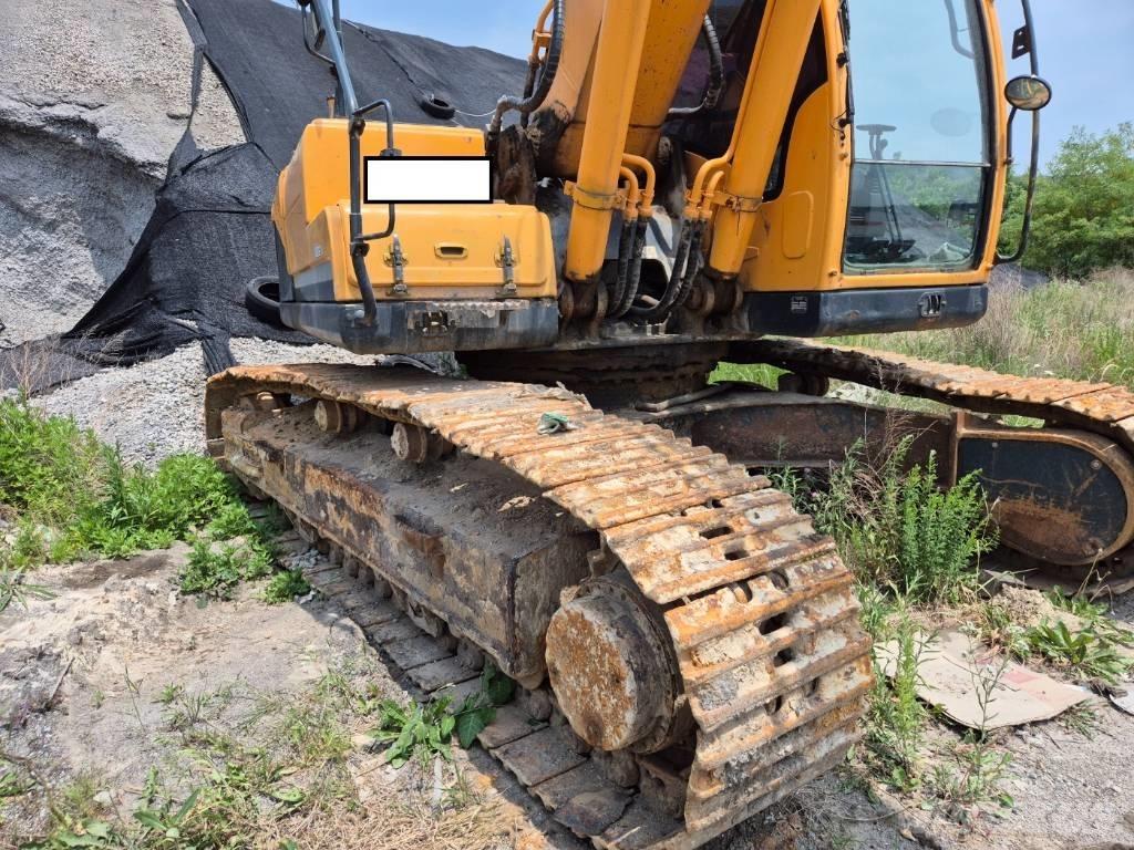Hyundai Robex 300 LC حفارات زحافة
