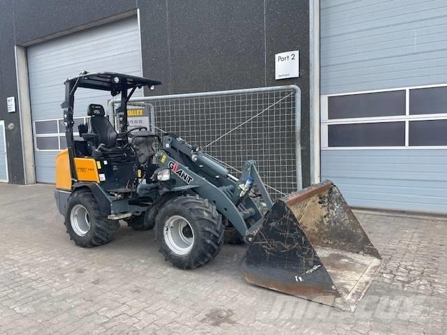 GiANT V452T X-TRA HD لوادر صغيرة