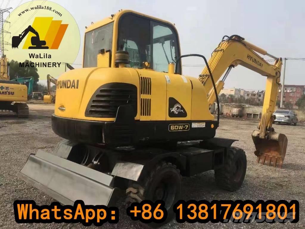Hyundai 60 W حفارات بعجل