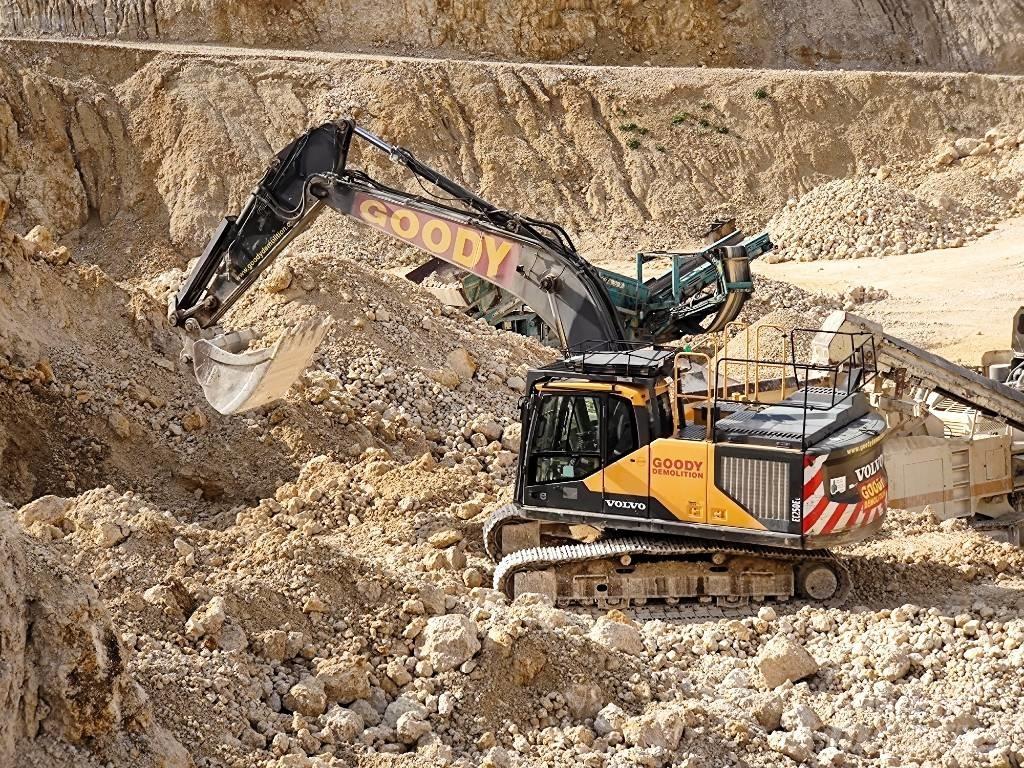 Volvo EC 250 EL حفارات زحافة