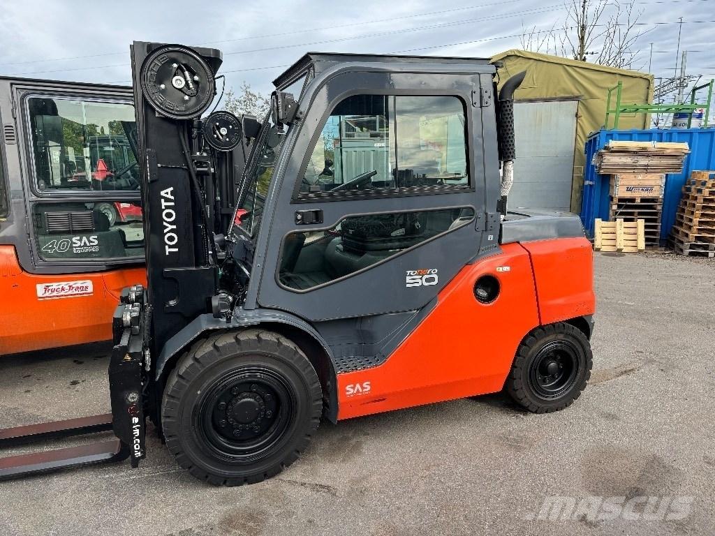 Toyota 40-8FD45N شاحنات الديزل