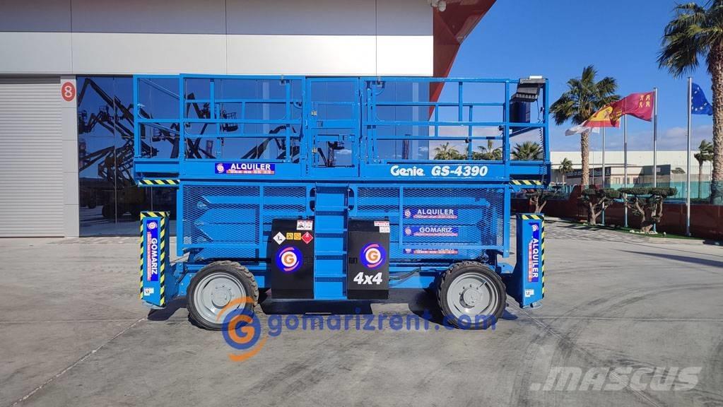 Genie GS 4390 RT رافعات مقصية الشكل