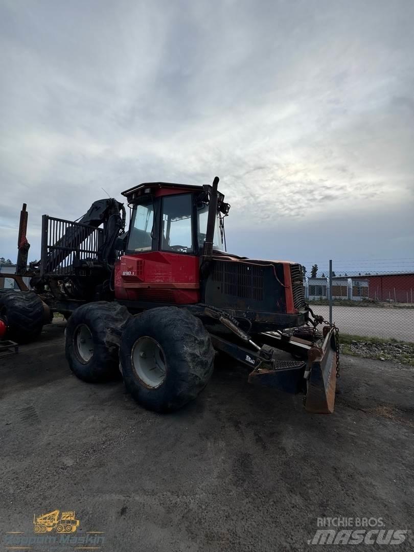Valmet 890.3 شاحنات