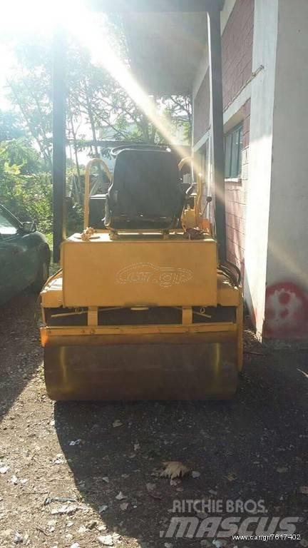 Bomag 120 مداحل ثنائية الاسطوانة