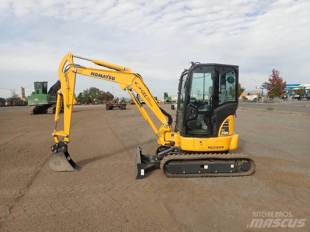 Komatsu PC35MR-5 حفارات صغيرة أقل من 7 طن (حفارات صغيرة)