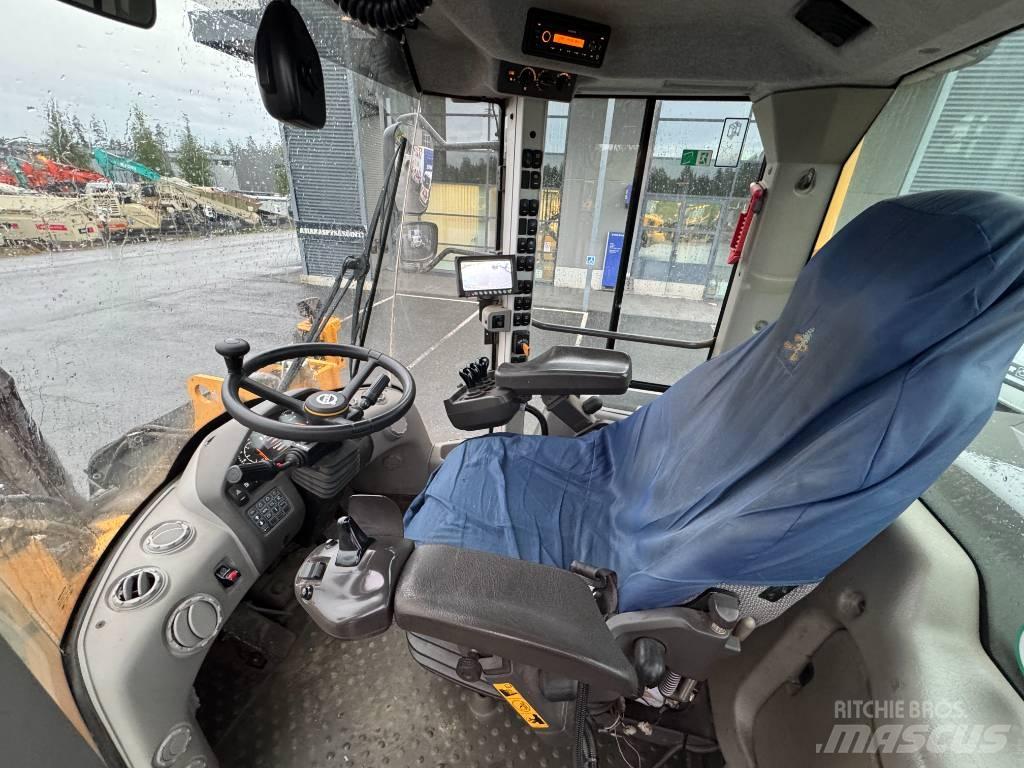 Volvo L 120 H لوادر بعجل