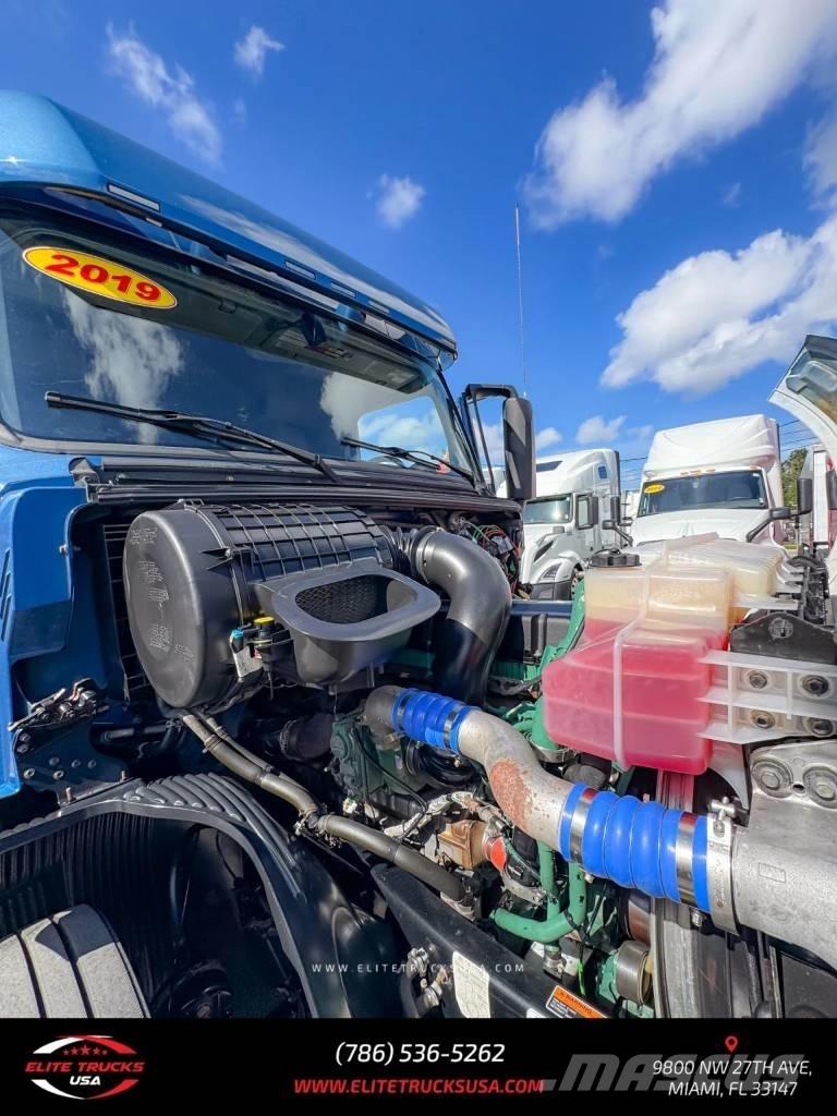 Volvo Commercial VNL وحدات الجر