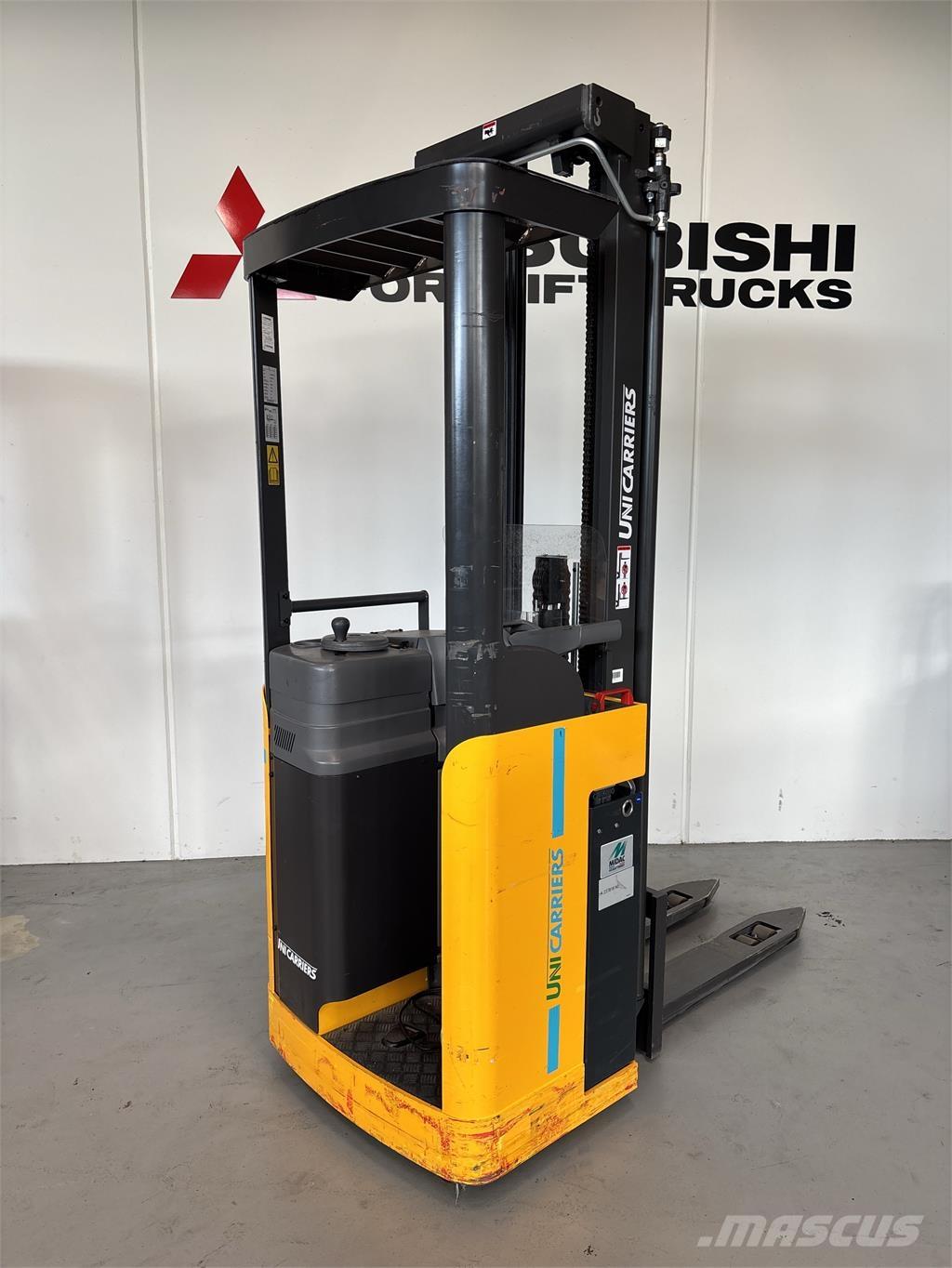 Atlet A160 شاحنات مناولة ذاتية الدفع