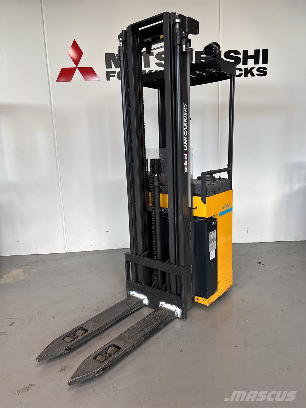 Atlet A160 شاحنات مناولة ذاتية الدفع