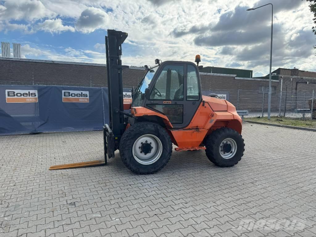 Manitou M 30.4 شاحنات الديزل