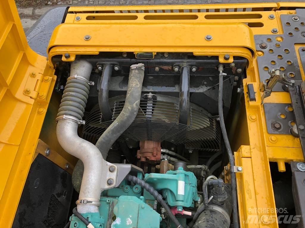 Volvo EC 240 C N L حفارات زحافة