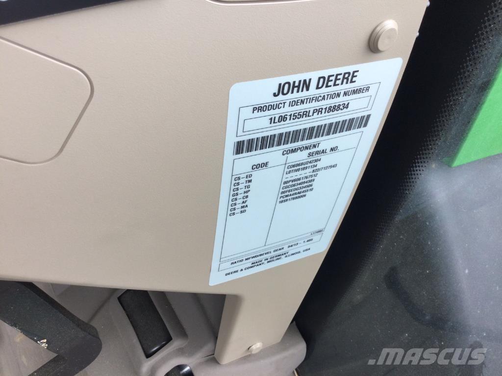 John Deere 6R155 الجرارات